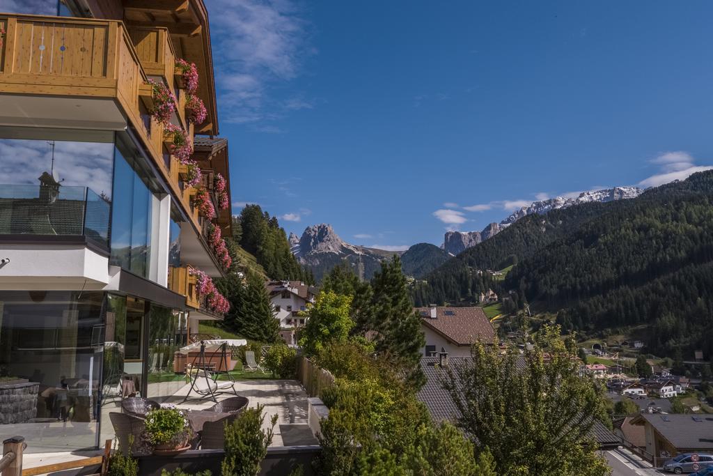 Hotel Garni Gardena - Appartments Santa Cristina Val Gardena 외부 사진