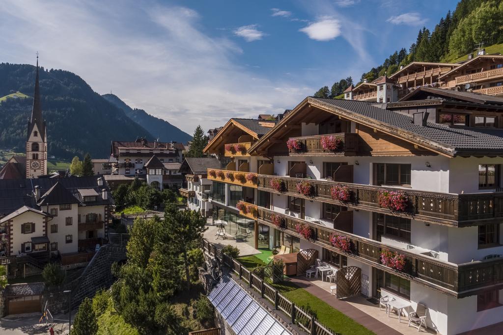 Hotel Garni Gardena - Appartments Santa Cristina Val Gardena 외부 사진