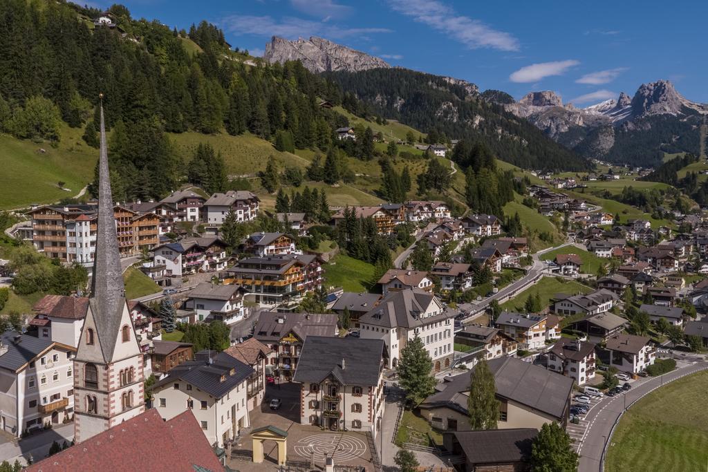 Hotel Garni Gardena - Appartments Santa Cristina Val Gardena 외부 사진